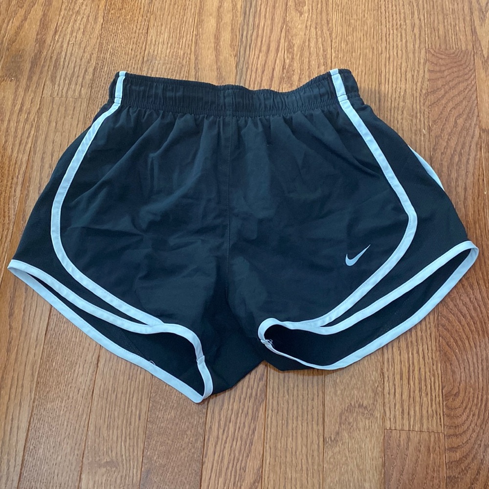 barely worn nike dri-fit shorts